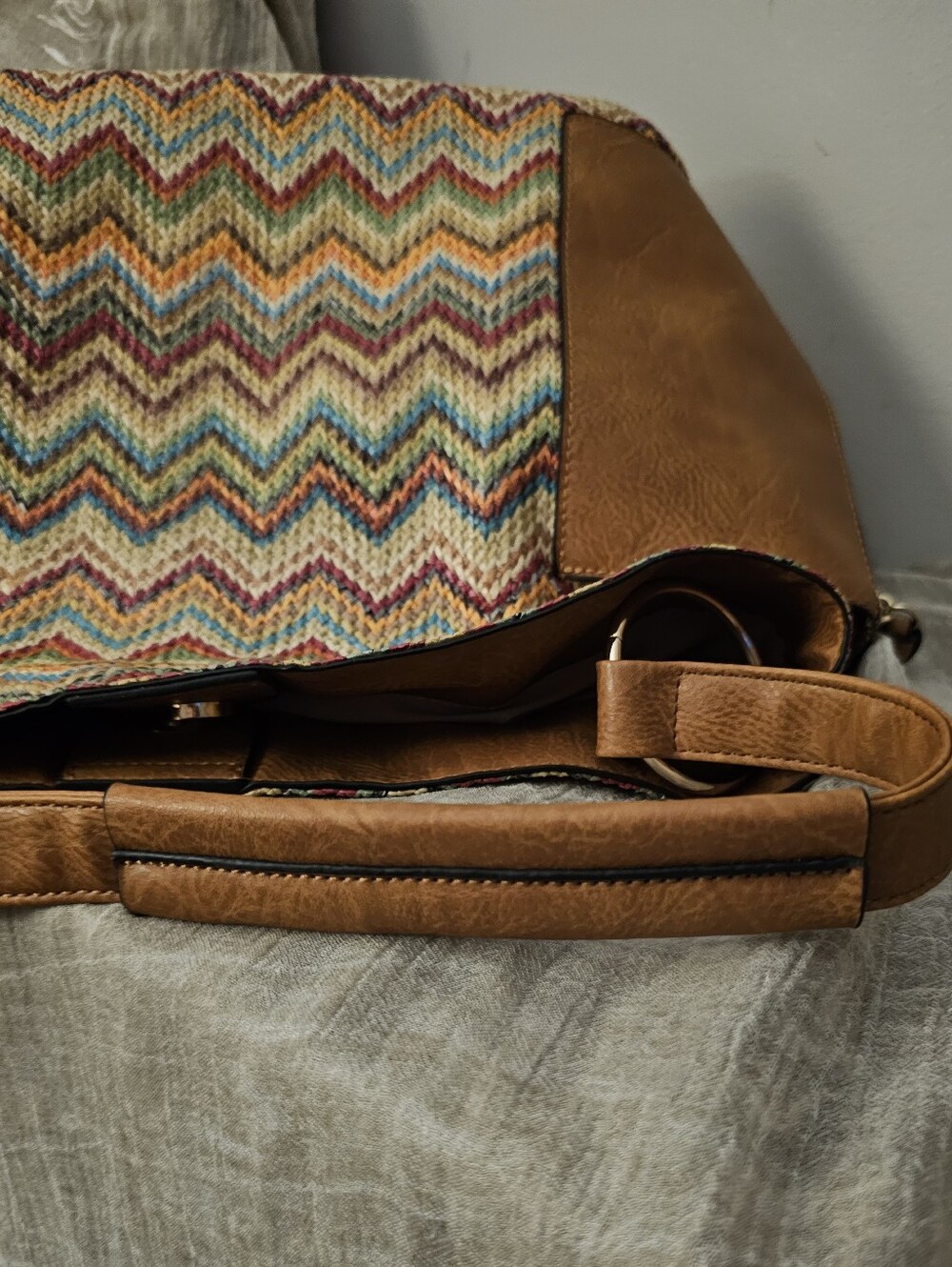 Cato Hobo Shoulder Bag - Picture 8 of 8
